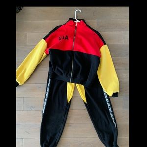 I AM GIA color block sweat suit.